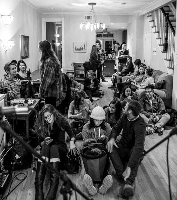 intimate-concerts-in-dc-sofar-sounds-black-cat-u-st