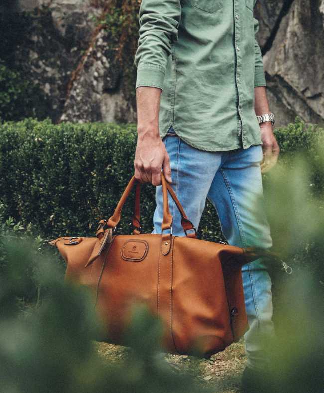 jan-de-keijzer-capitol-standard-gifts-for-coworkers-last-minute-modern-uxury