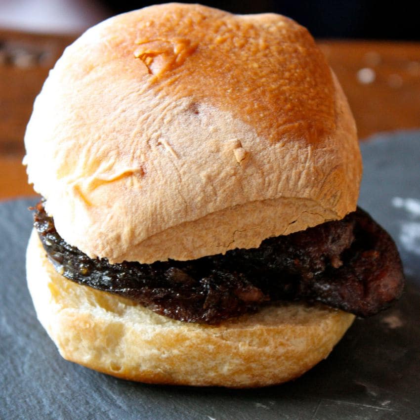 u-st-late-night-food-pork-sandwhich-dc