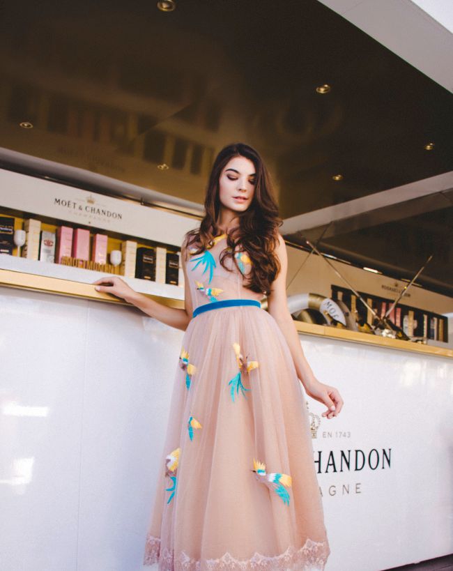 valerie-elash-washington-dc-new-years-eve-nye-woman-champagne-moet-things-to-do-dc