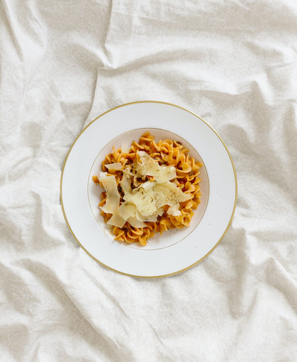 erol-ahmed-takeout-high-end-dc-washington-pasta-eating-in-bed